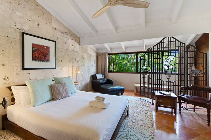 Can Properties Noosa managed Airbnb listing 3
