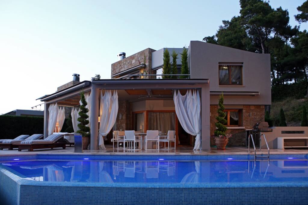 Great location & breathtaking view & full privacy
