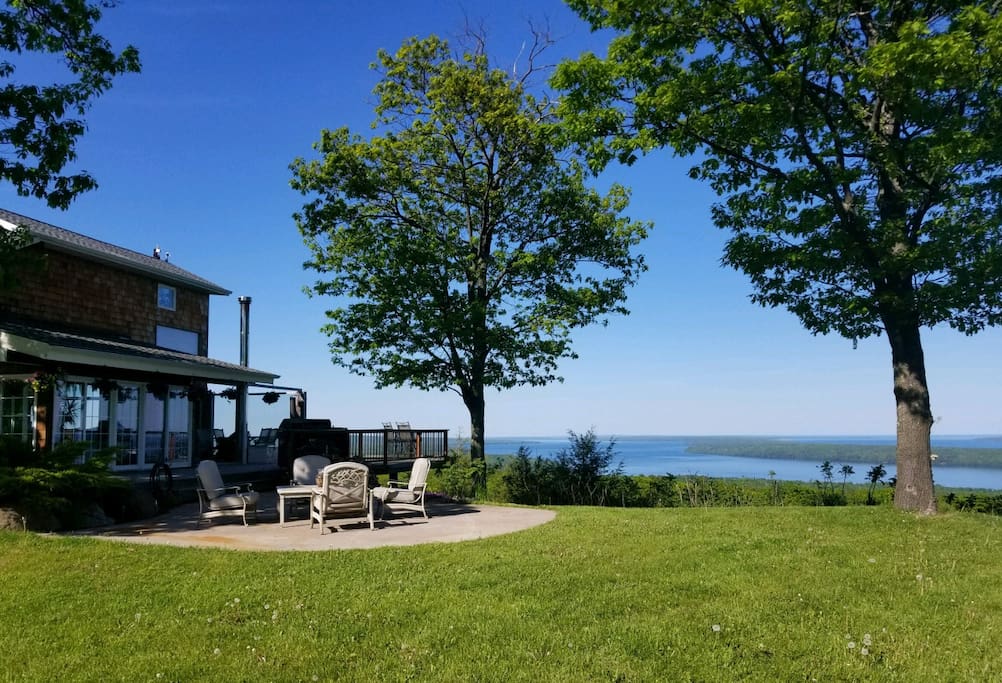 Top 100 Airbnb Rentals 2017 in Bayfield, Wisconsin