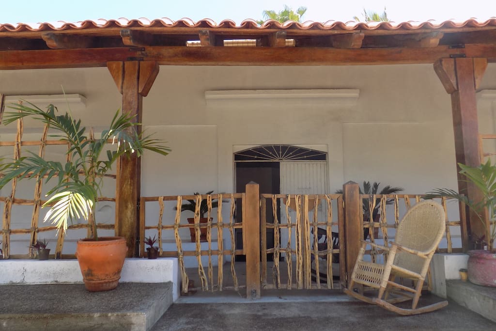 Construcción y acabado tipo hacienda mexicana.