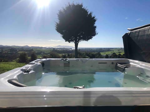 Popular Airbnb listing: Mangawhai views in Mangawhai