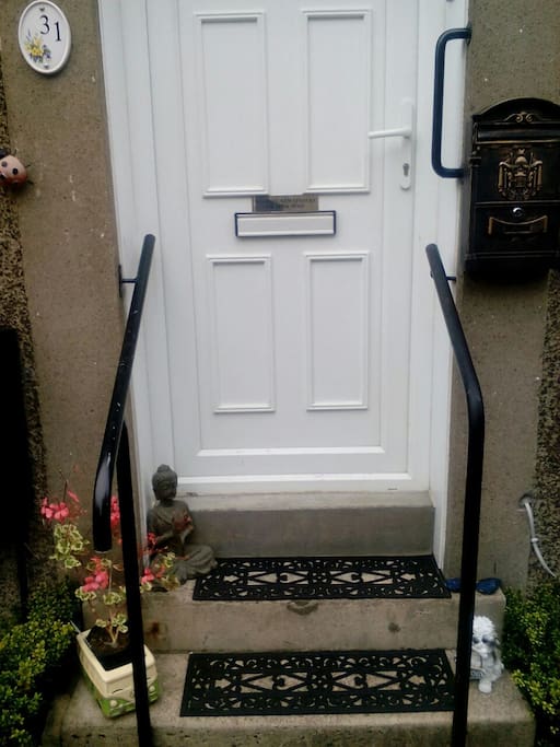 Font door entry
