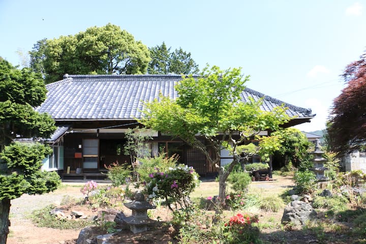 明治33年建立の貸切古民家 利便と自然のバランスがちょうど良い 100坪の外庭でbbqやテント泊も Huts For Rent In 常陸太田市 茨城県 Japan 明治33年建立の貸切古民家 利便と自然のバランスがちょうど良い 100坪の外庭でbbqやテント泊も Huts For Rent In 常陸太田市 茨城県 Japan
