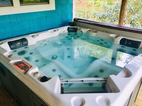 REST ASSURED W HOT TUB AND COMFORT OF THIS HOME!