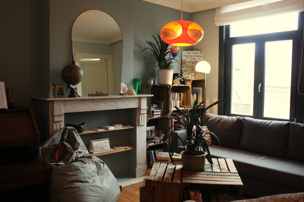 The living room. The couch is a large sleeping couch for 2 persons.