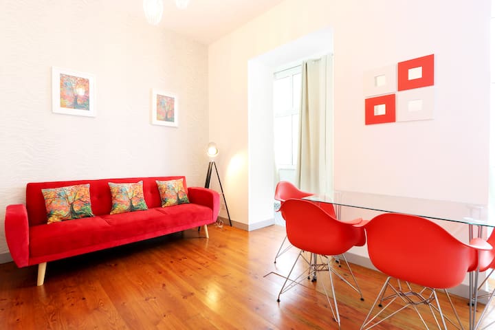 LISBON TIMES 4 – Four bedroom with lovely patio