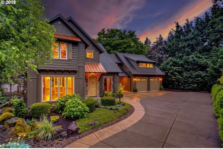 Airbnb Lake Oswego Vacation Rentals Places To Stay Oregon