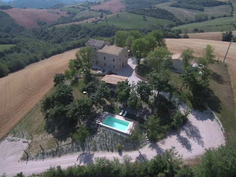 Casa Collinetta, charming country house in the Marches