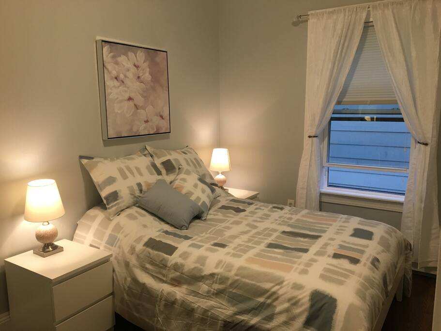 Matching bedside tables and lamps allow you to provide your own personal mood lighting for your comfort.