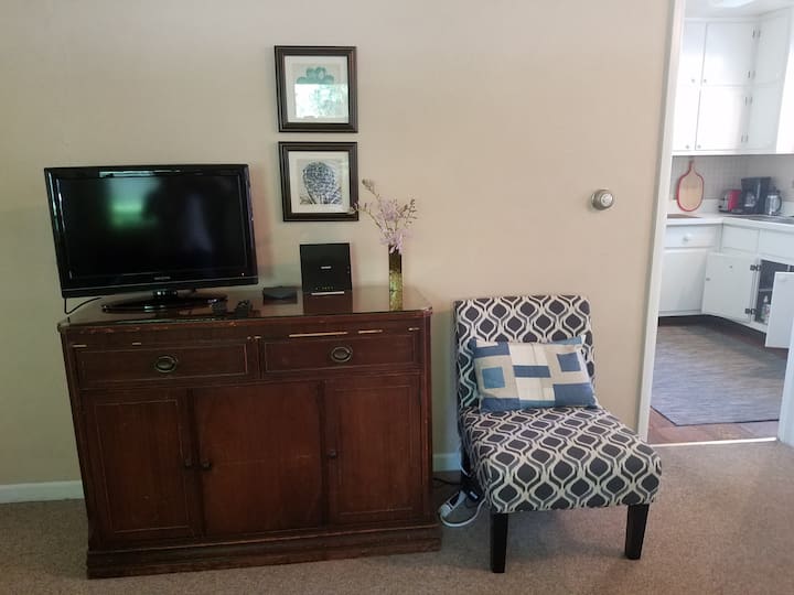 Cozy Home In Ideal Location - Urbana, IL