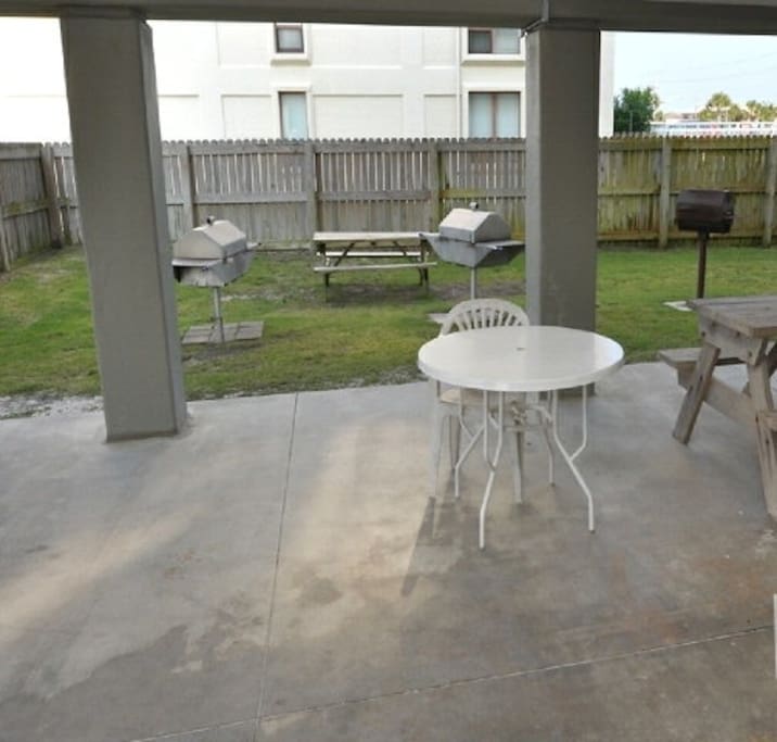 Covered Picnic Area & Grills