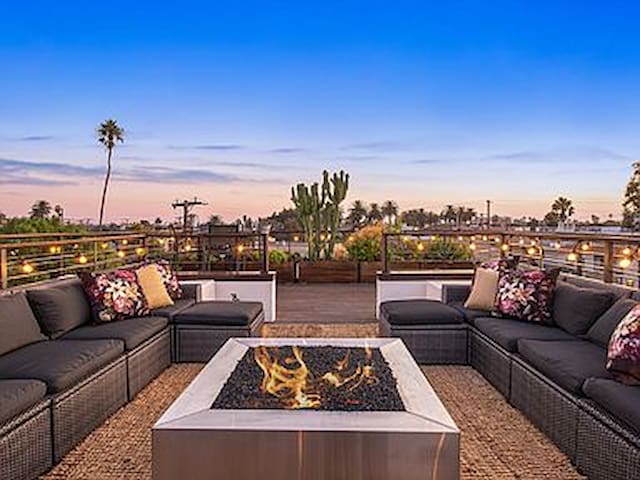 Zen Architectural Luxury Compound