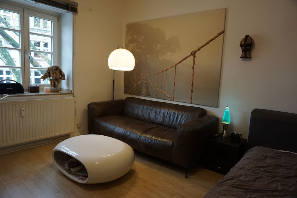 bed-/livingroom (Wohn-/schlafraum)