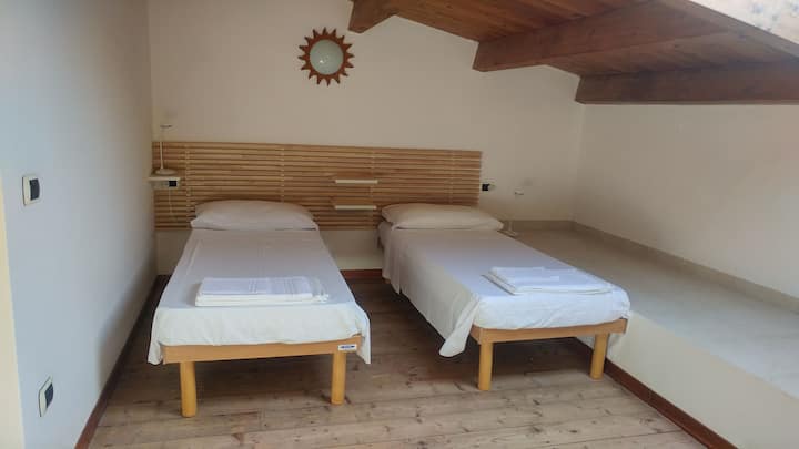 dormitorio doble en la planta superior