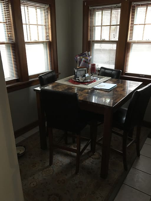 Breakfast nook