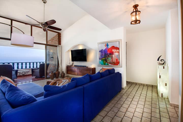 Amazing Beachfront Penthouse With Private Pool - Puerto Vallarta