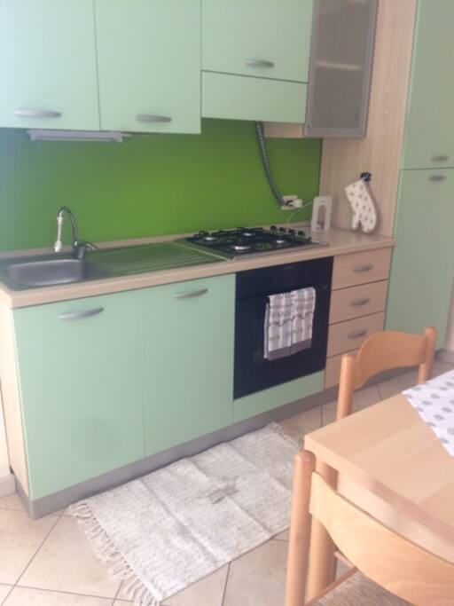 cucina attrezzata
