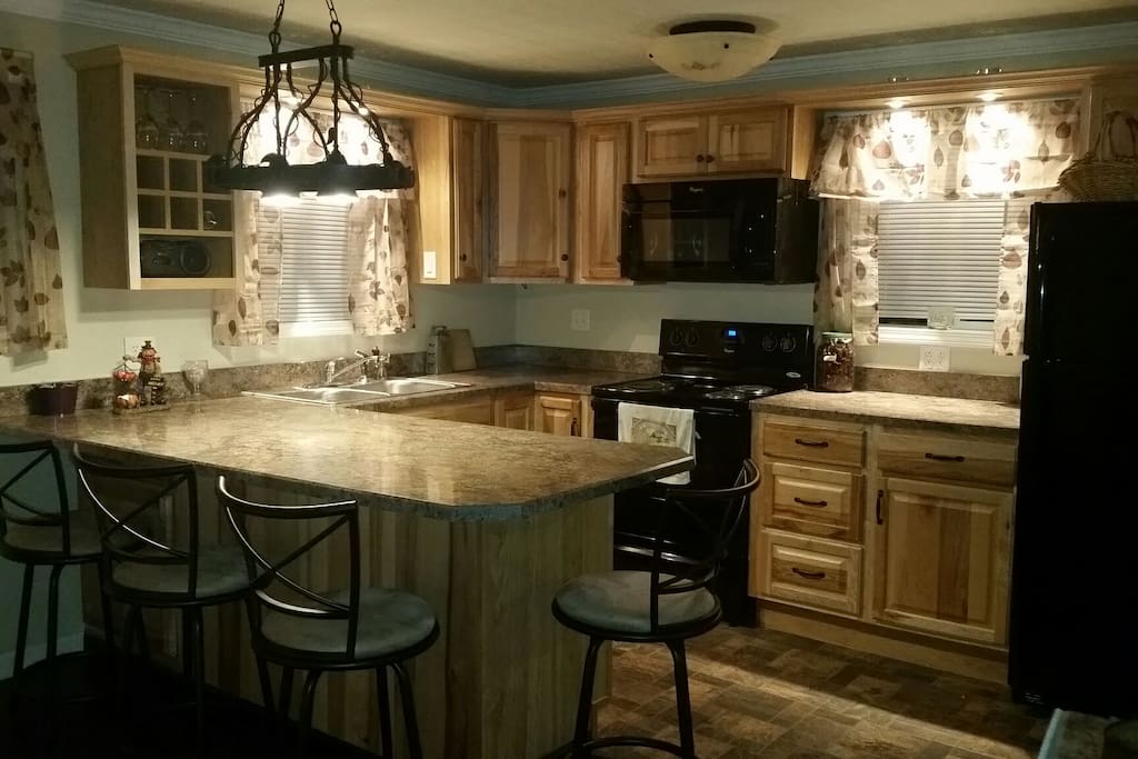 Fully furnished kitchen.