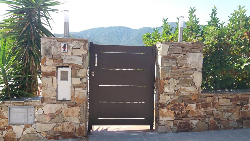 El Port de la Selva centro. Casa 6 Pax. gallery image 4