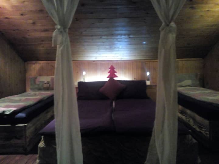 غرفة النوم 2