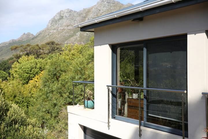 Woodcutters View gallery image 5