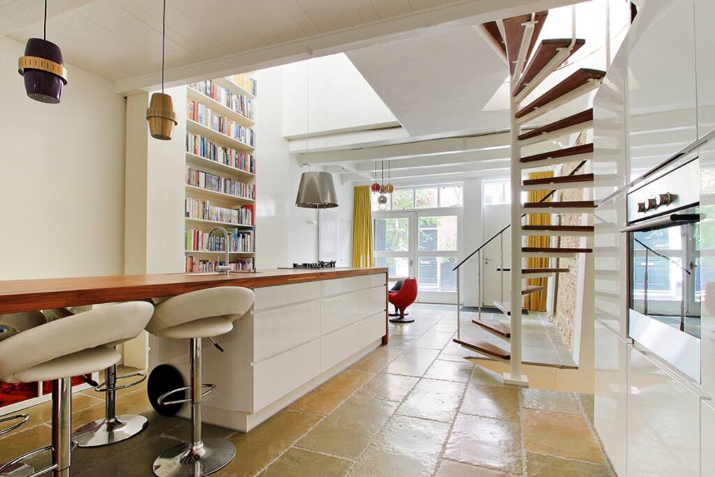 Ground floor: kitchen dining