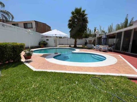 Villa Elenita with pool