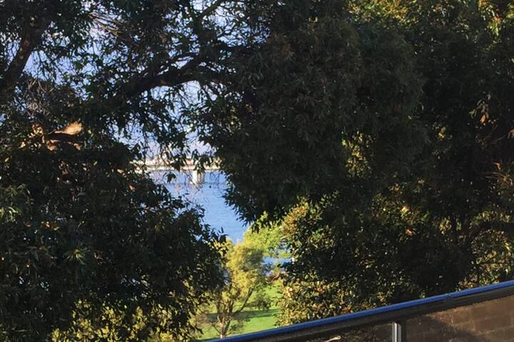 Uninterrupted Swan River Views – Optus Stadium gallery image 2