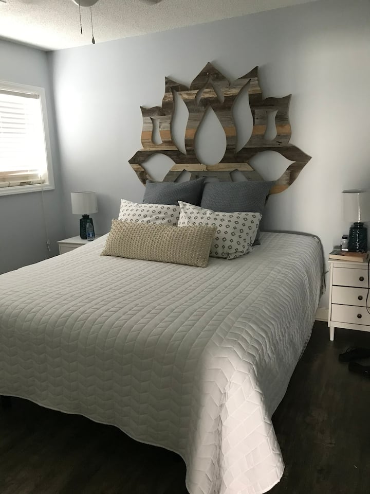 เตียงคิงไซส์ปรับระดับได้ 