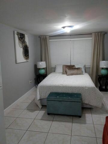 Discounted-central to everything in Orlando