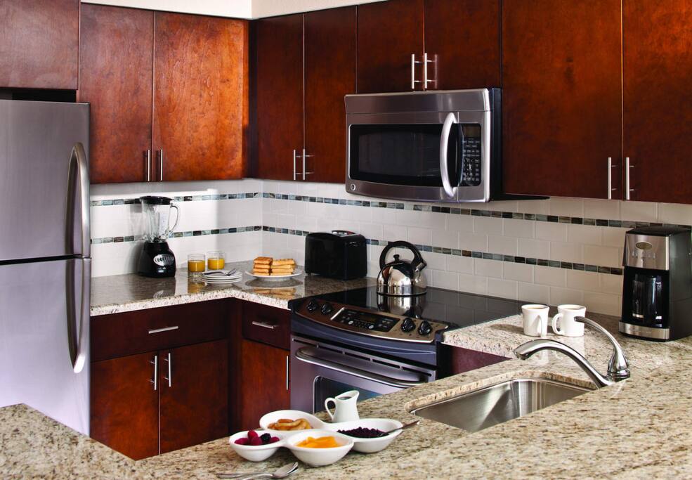 Full Kitchen