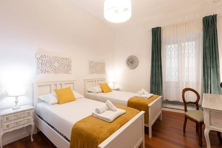 Leonardo Suite Pantheon gallery image 5