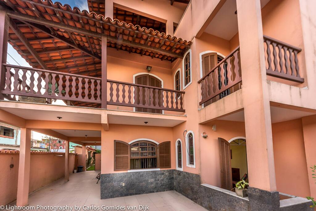Ampla casa