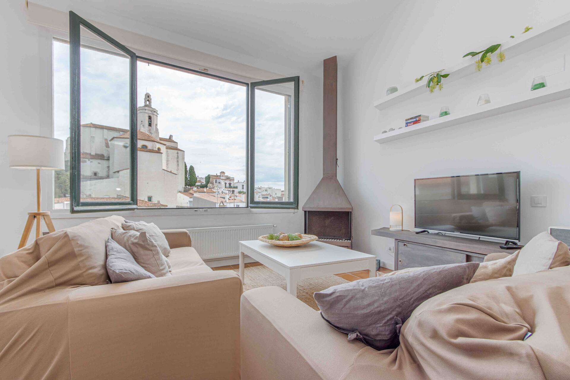Millennial Immo | Cadaqués Downtown House with Parking