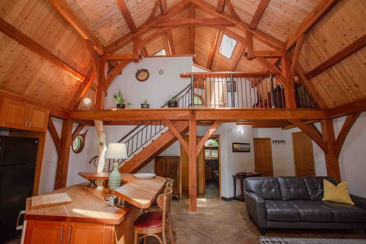 A Private Rainforest Acre-wooden Waves - Tofino