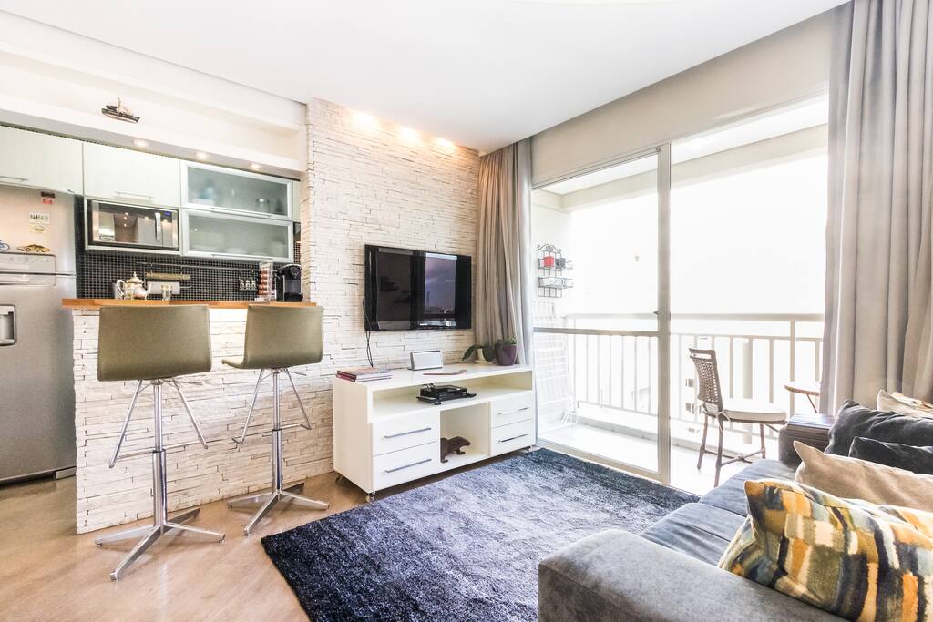 Living room with all the facilities you may need for a comfort stay in São Paulo.