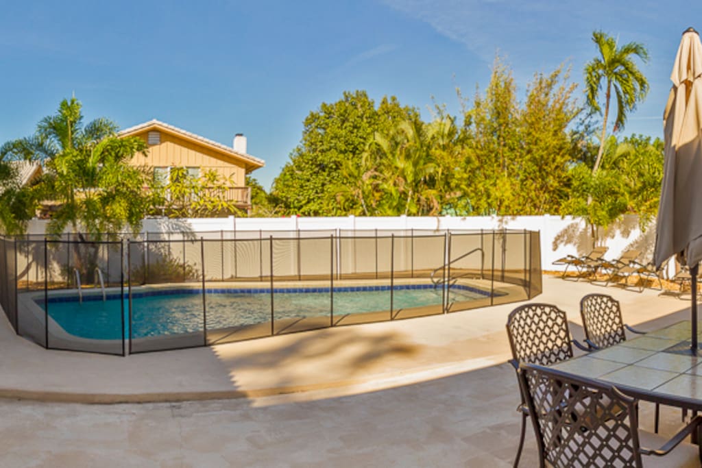 Outdoor Dining Area