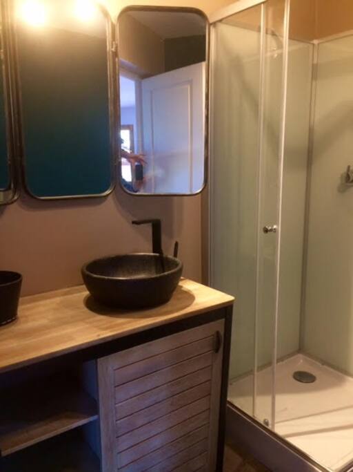 Douche refaite à neuf