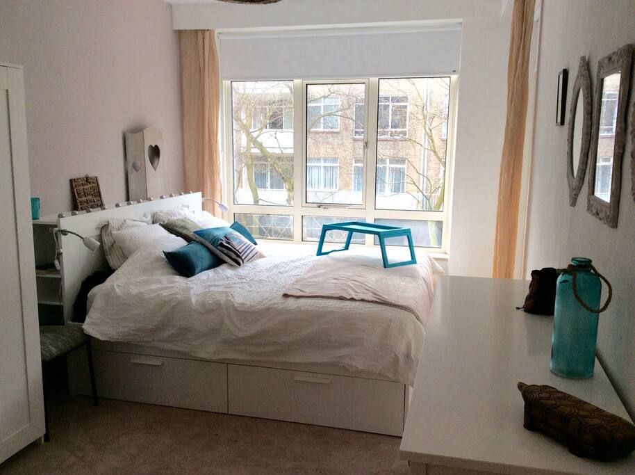 Bedroom with Kingsize bed and plenty of storage