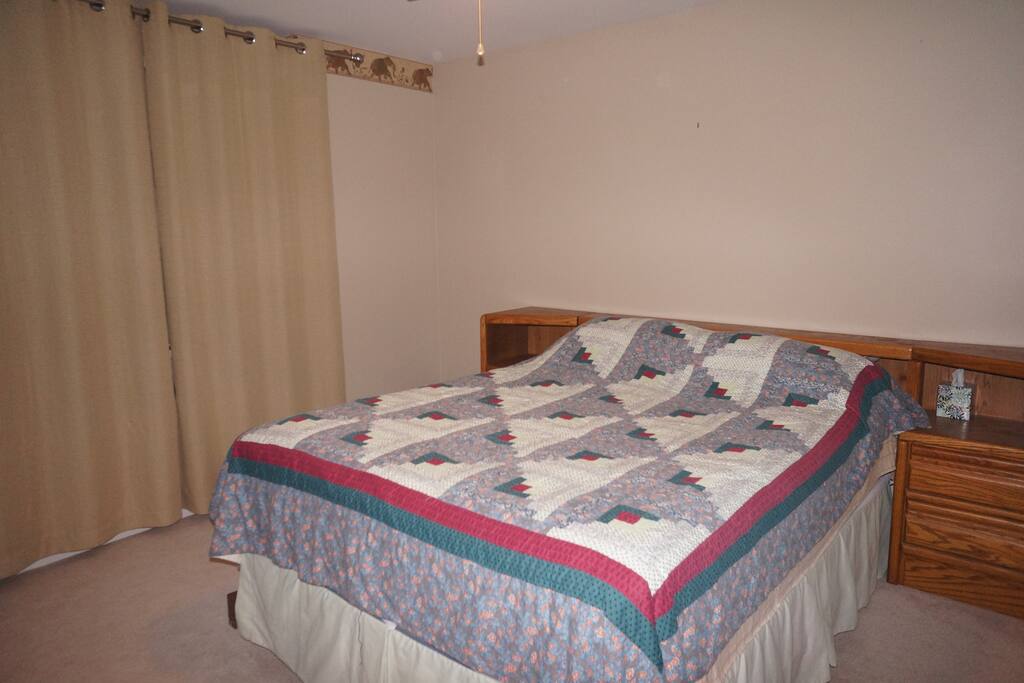 Queen bed
