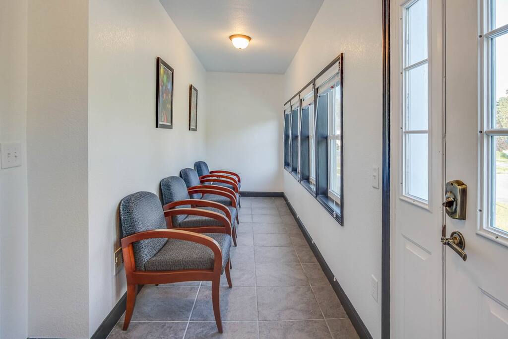 Front Porch, Waiting Area