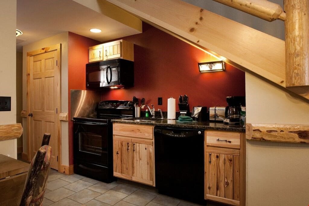 Prepare delicious meals in the fitted kitchenette