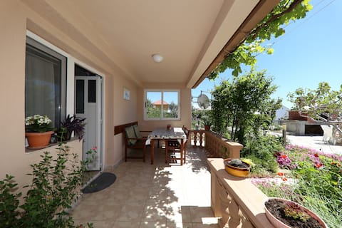 Studio Apartment with Sea View