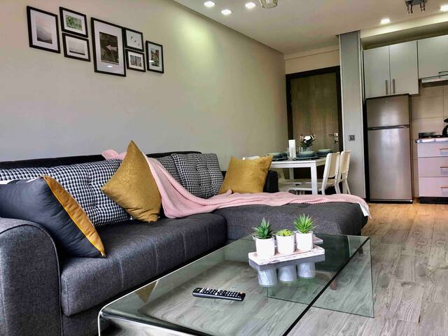 🌿Modern&Stylish Apt+SunnyTerrace Central Location🌿