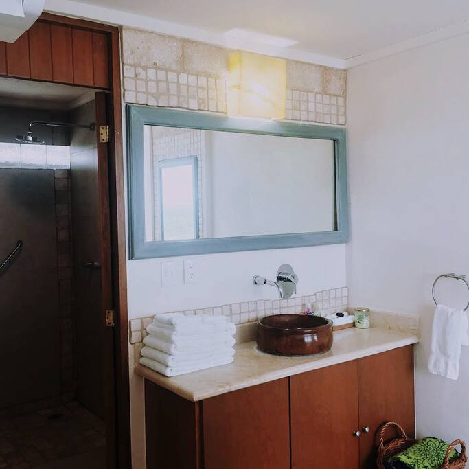 Complete bathroom