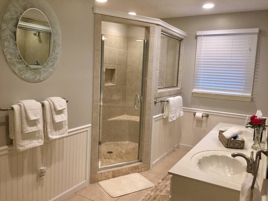 En suite bathroom