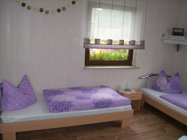 第二间卧室，如有需要，可提供额外的床铺