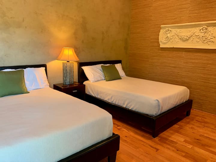 Spálňa pre hostí 1