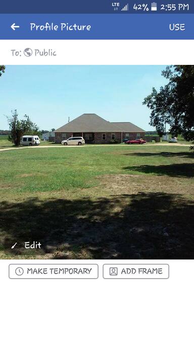 U-shaped driveway