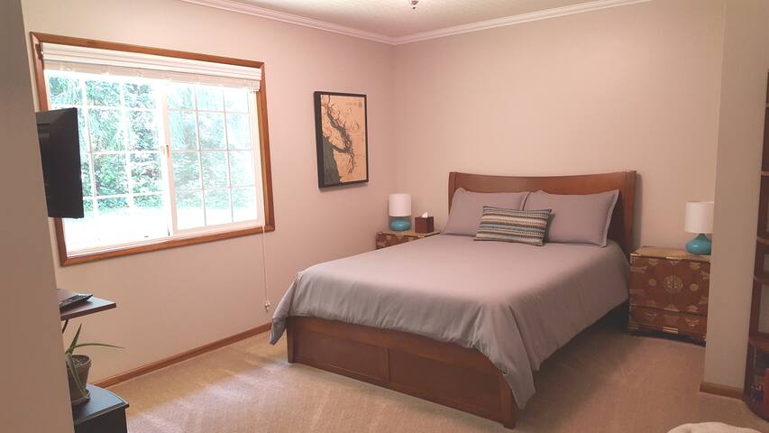 Peaceful Retreat on 9 acres